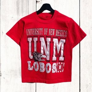 Vintage 90s University of New Mexico Lobos graphic tee